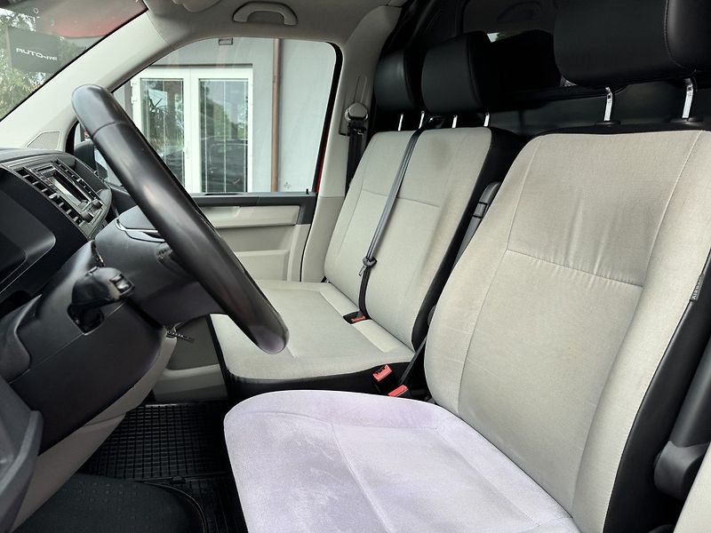 Volkswagen Transporter (2017) 2.0TDi Klima Servis VW - fotka 23 z 46