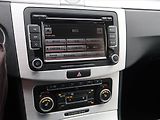 Volkswagen Passat (2011) 2.0 TDI, Xenony, Tempomat - náhled 12