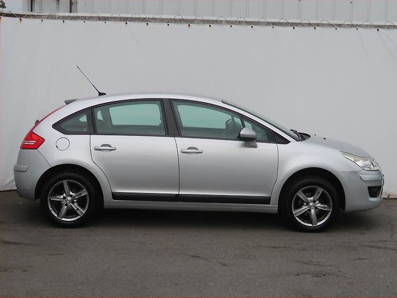 Citroën C4 (2010) 1.4 16V, po STK, jezdí výborně - fotka 6 z 17