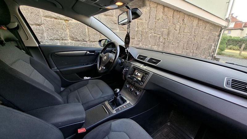 Volkswagen Passat (2013) VW Passat 1.6 TDI 2013, 275xxx - fotka 22 z 24