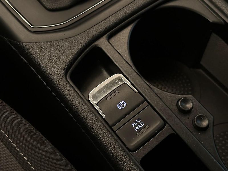 Volkswagen Touran (2021) 2.0 TDi Trendline Pano.  - fotka 25 z 25