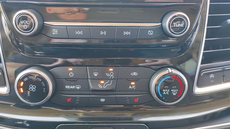 Ford Tourneo Custom (2020) - fotka 19 z 26