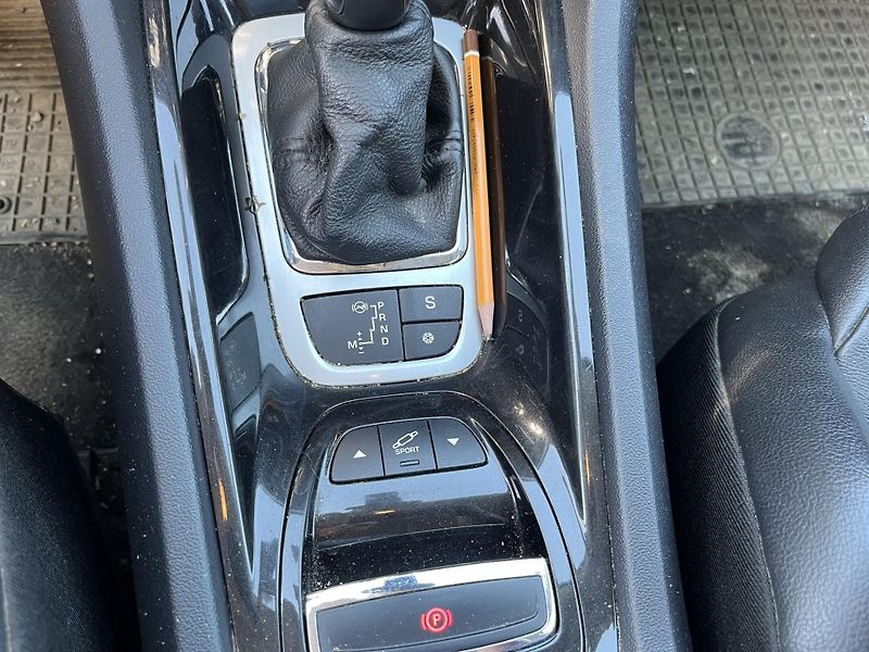 Citroën C5 (2014) 2.2HDi 150kw AT Exclusive  - fotka 10 z 10