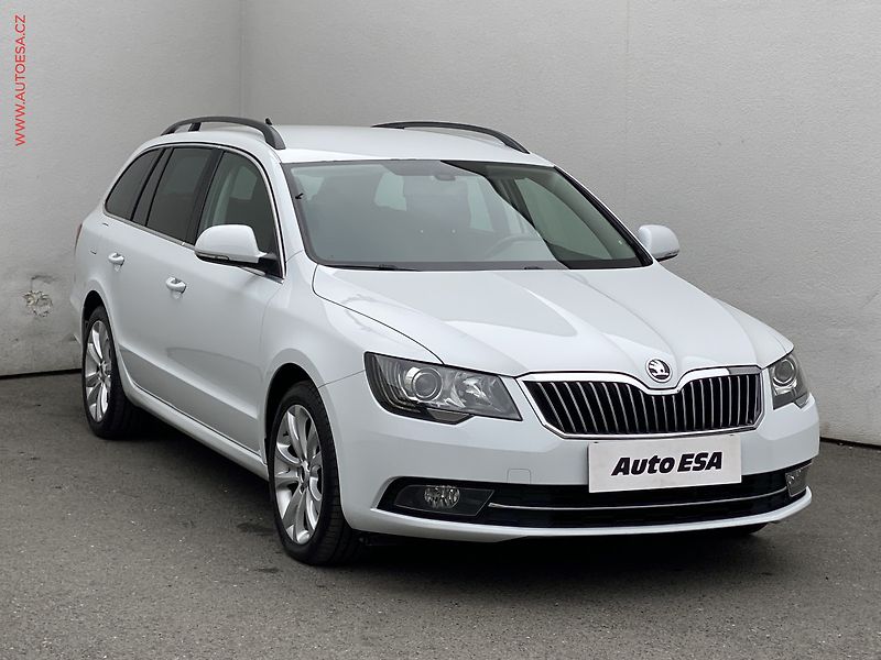 Škoda Superb (2015) 2.0 TDi, Ambition, DSG, navi - fotografie inzerátu