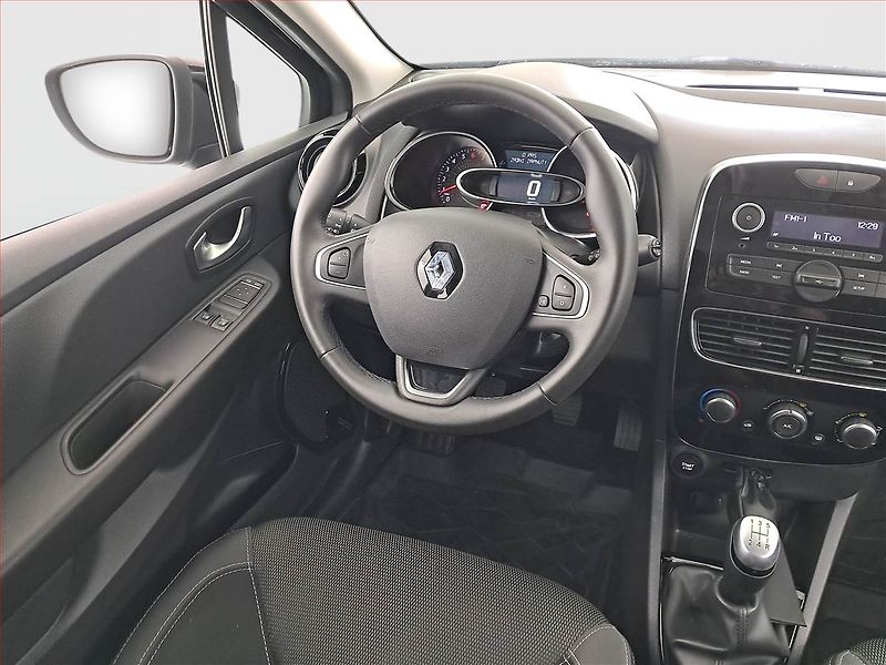Renault Clio (2019) 0.9 TCe, Tempomat - fotka 7 z 14