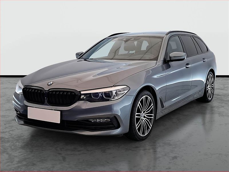 BMW Řada 5 (2017) Sport Line 530d xDrive, 4X4 - fotka 2 z 23