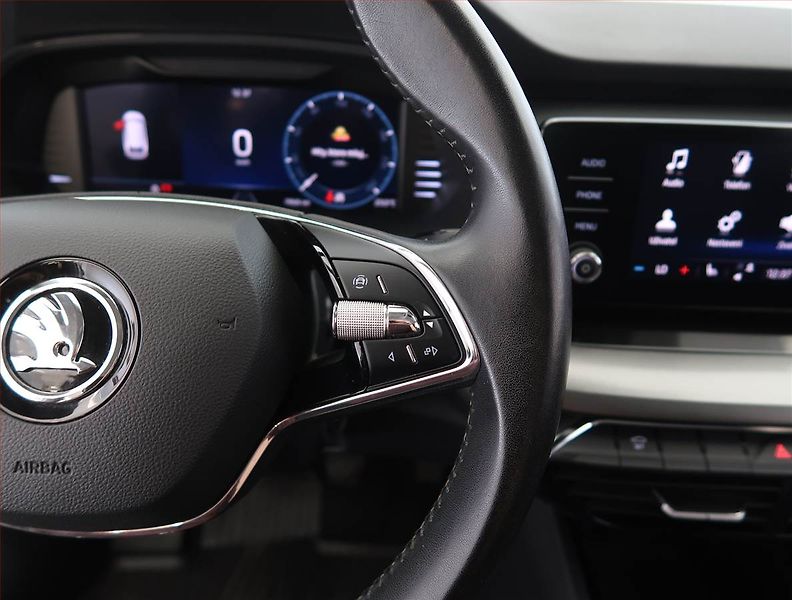Škoda Octavia (2023) Ambition 2.0 TDI - fotka 21 z 25