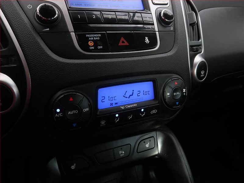 Hyundai ix35 (2012) 1.6 GDI, Serv.kniha, Kůže - fotka 16 z 17