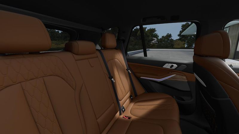 BMW X5 xDrive40i - fotka 12 z 14