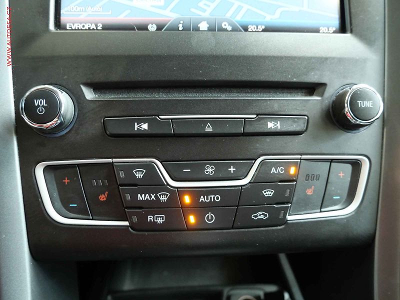 Ford Mondeo (2016) 2.0 TDCi, ČR, AT, LED - fotka 21 z 22