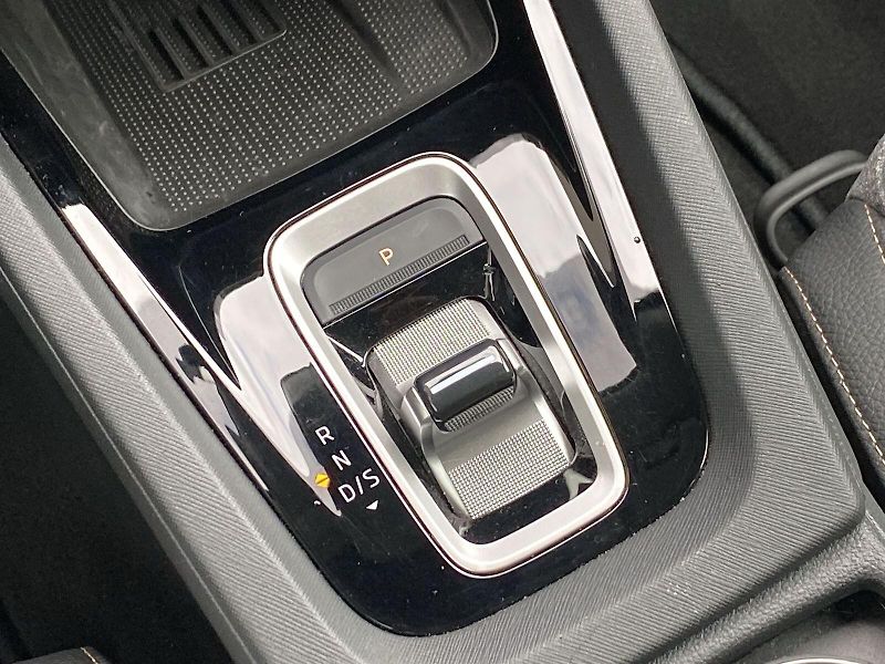 Škoda Octavia (2025) Combi 2.0 TDI DSG Top Selectio - fotka 19 z 38