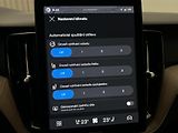 Volvo XC60 B5 AWD DARK PLUS RECHARGE CZ - náhled 32