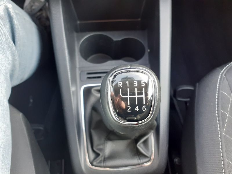 Škoda Fabia (2017) III Kombi 1.2 TSi 81kW - fotka 18 z 40