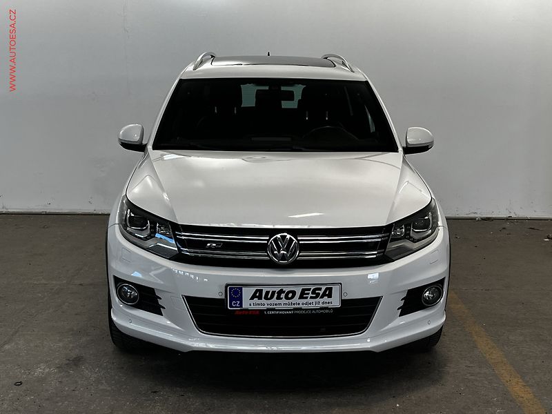 Volkswagen Tiguan (2013) 2.0TDi 4x4, R-Line, DSG - fotka 2 z 21