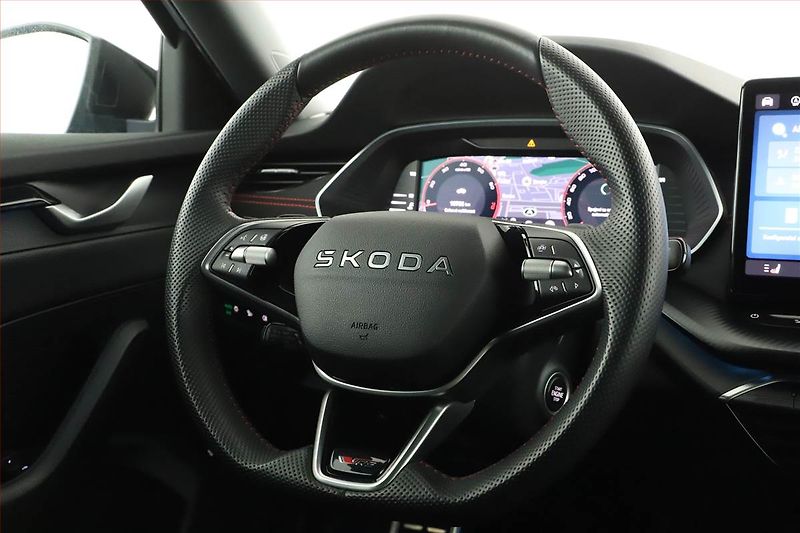 Škoda Octavia (2025) RS 2.0 TSI, RS 2.0TSI, KEYLESS - fotka 15 z 21