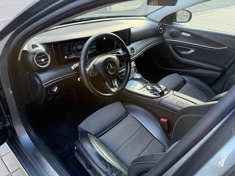 Mercedes-Benz Třídy E (2016) - fotka 4 z 51