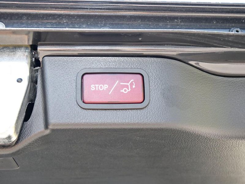 Mercedes-Benz EQV 300 L Distronic Easy-Pack 360 - fotka 17 z 17