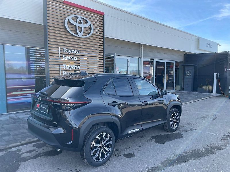Toyota Yaris Cross 1.5HEV, Style, ČR-1, DPH - fotka 6 z 24