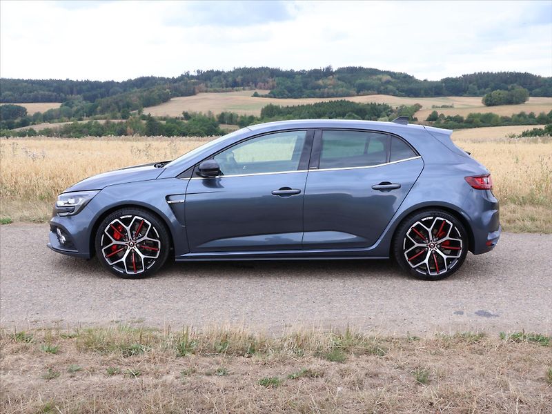 Renault Mégane 1,8 RS 300 Trophy Aut. CZ - fotka 4 z 34