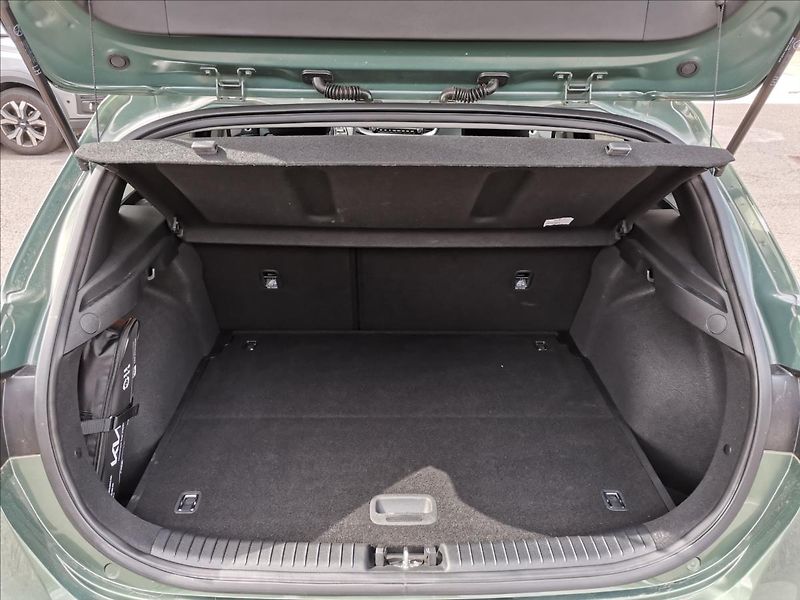 Kia Ceed 1,5 T-GDI 118kW Top DCT - fotka 9 z 19