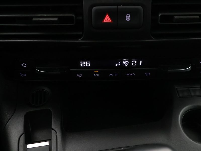 Toyota ProAce City Verso 1,5 D-4D 96kW Family L2 CZ - fotka 23 z 31