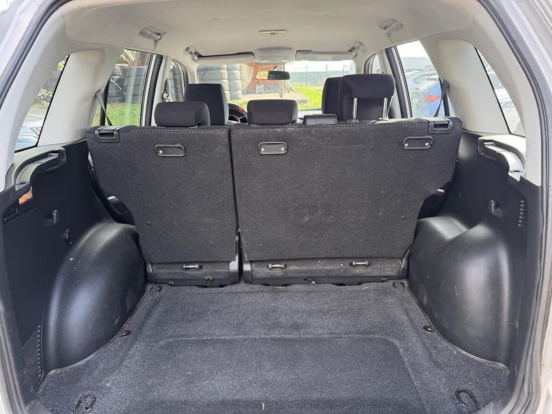Suzuki Grand Vitara 2.0i 4x4,AC - fotka 10 z 21