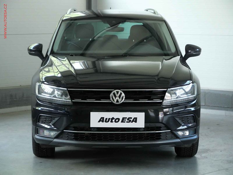 Volkswagen Tiguan (2019) 2.0TSi 4x4, Highline, DSG - fotka 2 z 21