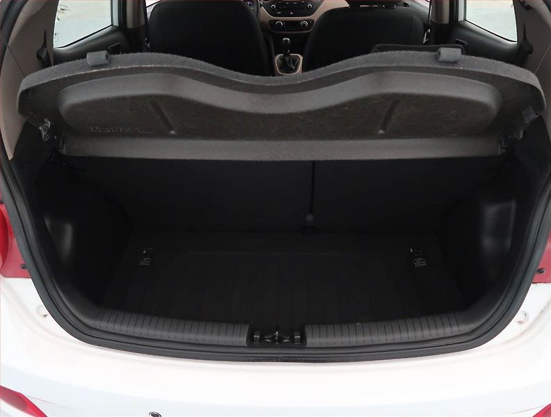 Hyundai i10 (2016) 1.0, Park. senzory - fotka 14 z 15