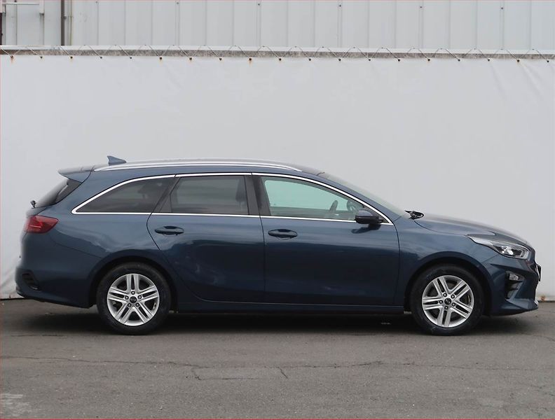 Kia Ceed (2020) 1.4 T-GDI, ČR,1.maj - fotka 6 z 22