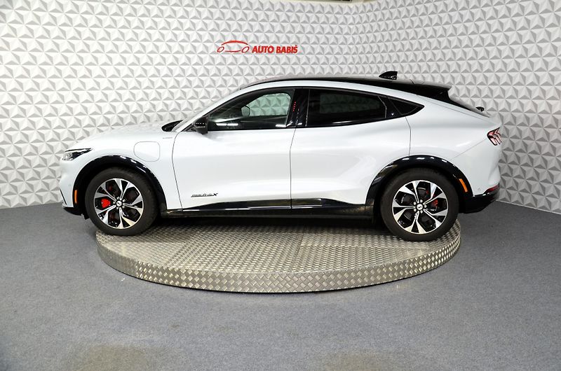 Ford Mustang Mach-E (2024) 98,7kWh PrD Prem AWD AT - fotka 5 z 21