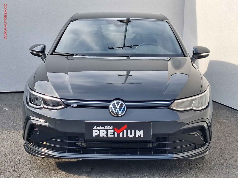 Volkswagen Golf (2023) 1.5 TSi, ČR, R-Line - fotka 2 z 18