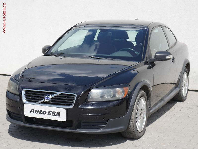 Volvo C30 (2007) 1.6i, ČR, AC, tempo, park - fotka 3 z 14