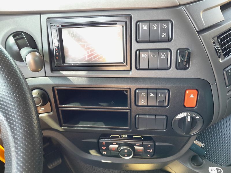 DAF XF 480 FT SSC LowDeck - fotka 20 z 37