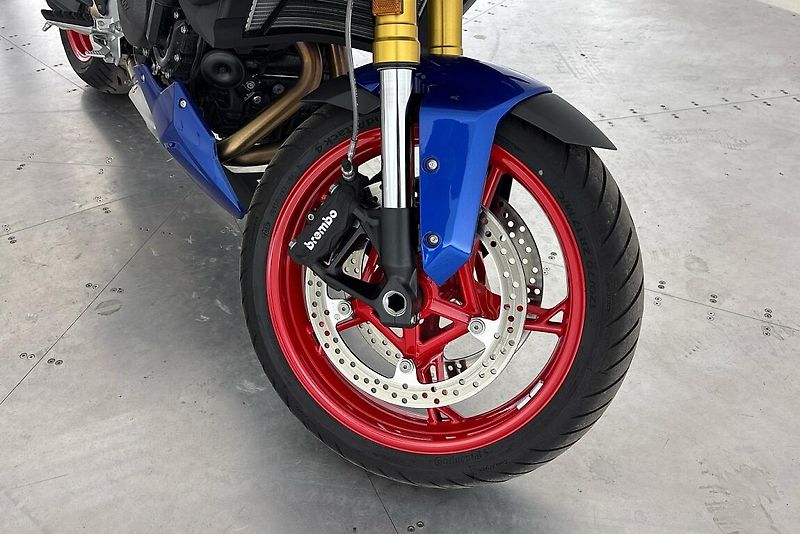 BMW MOTO F 900 XR - fotka 8 z 14