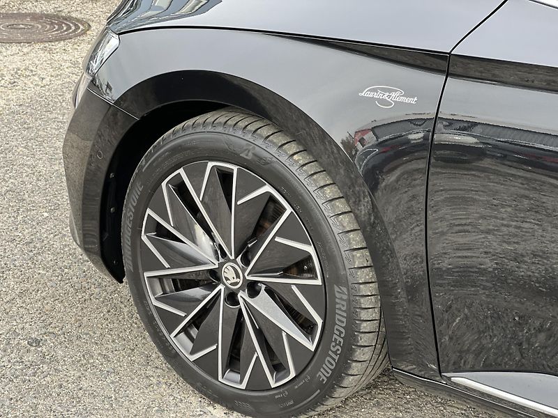 Škoda Superb L&K 2.0TDi 110kw ČR 1.MAJ. DPH - fotka 52 z 55