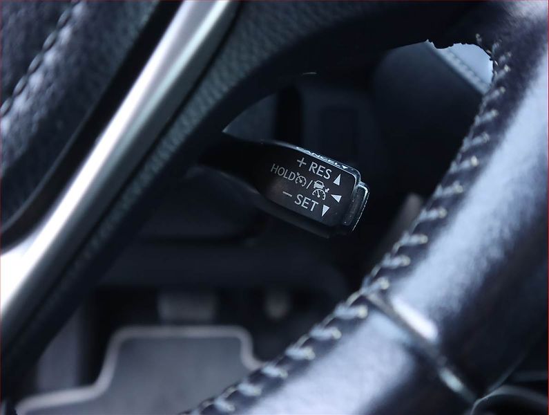 Toyota RAV4 (2016) 2.5 Hybrid, 4X4, Automat - fotka 20 z 22