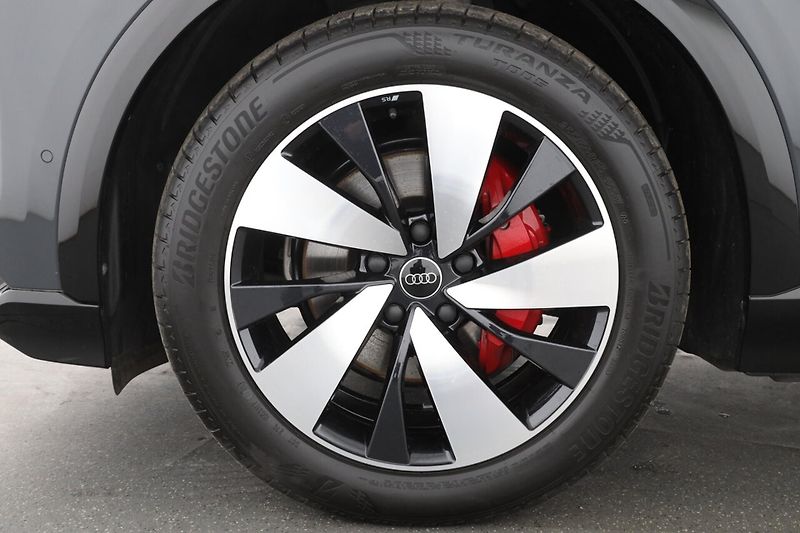 Audi Q6 e-tron perf. S-Line B&O Vzduch HuD Pa - fotka 7 z 13