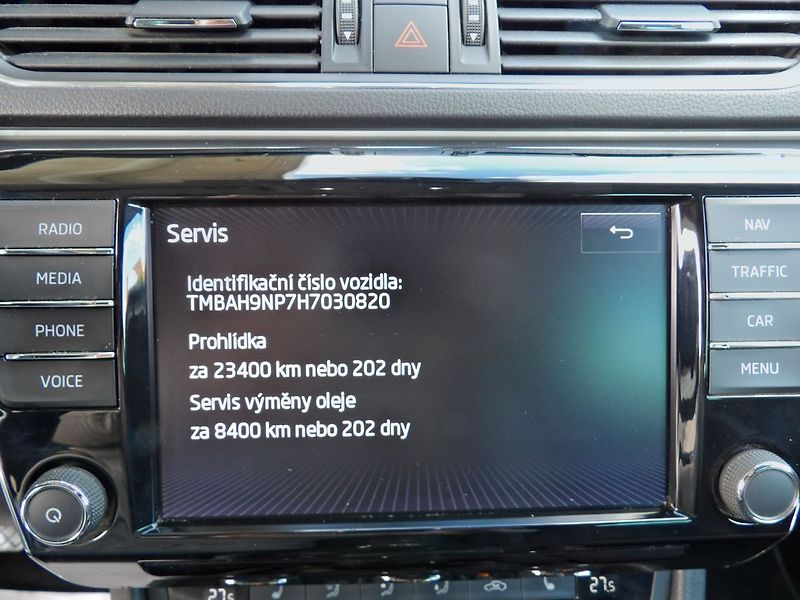 Škoda Superb 2.0TDI Style ČR Canton ACC Kam - fotka 25 z 36
