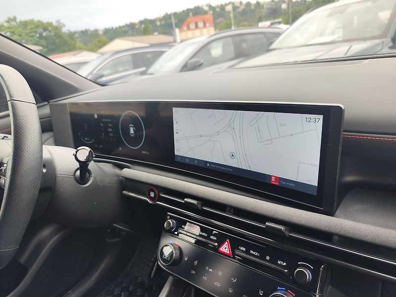 Hyundai Tucson 1.6 T-GDI/118kW N-Line DCT - fotka 17 z 33