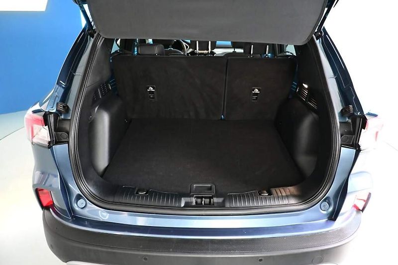 Ford Kuga (2022) 2.0 LED ACC VIRTUAL Tažné Kame - fotka 8 z 37
