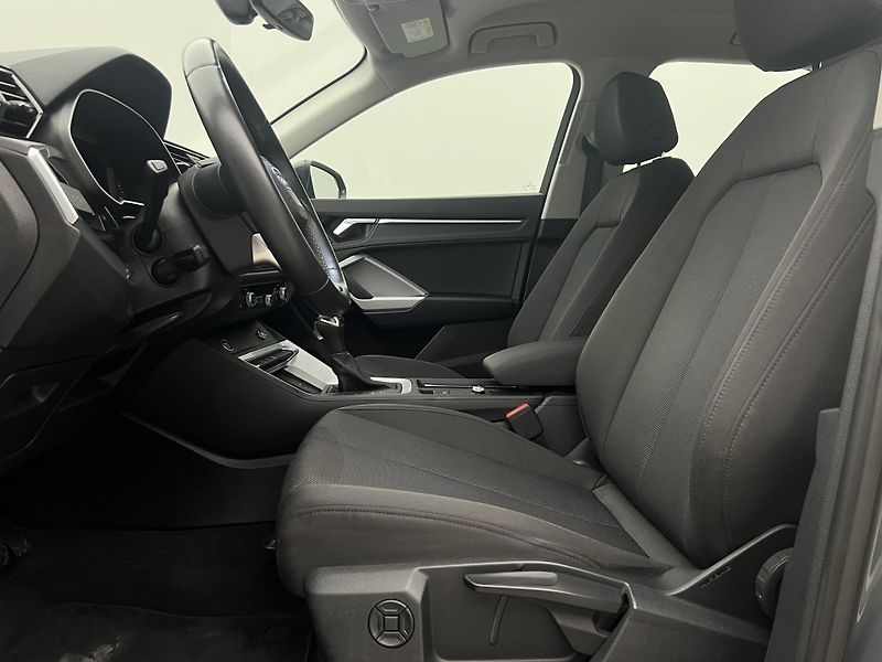 Audi Q3 35 TFSI AUT CZ - fotka 3 z 42