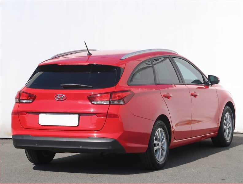 Hyundai i30 (2018) 1.0 T-GDI, Serv.kniha - fotka 5 z 18