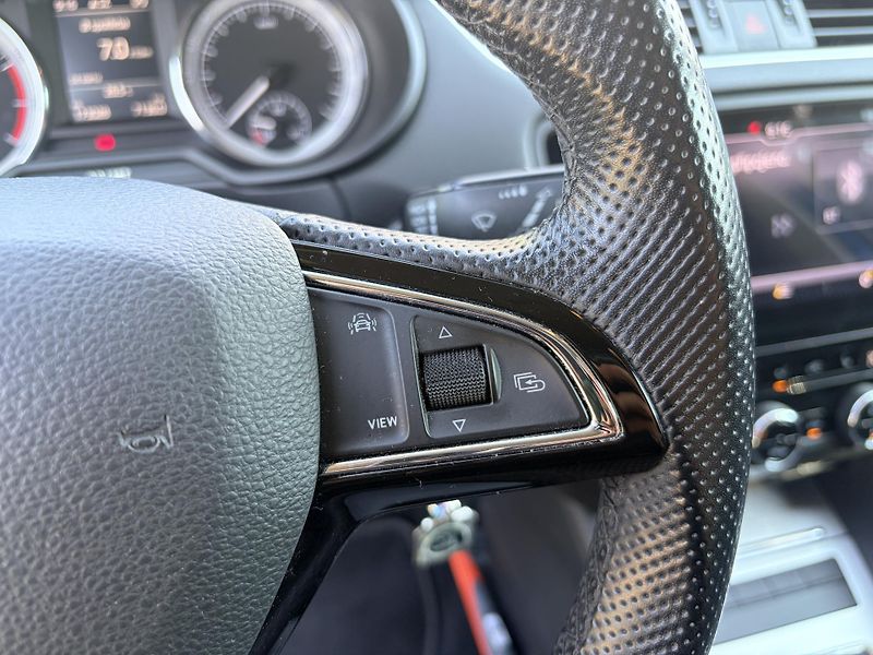 Škoda Octavia 1.5TSI TAŽNÉ - fotka 16 z 45