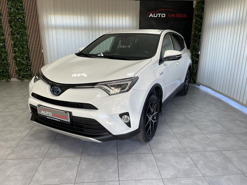 Toyota RAV4 2.5 Hybrid 4x4 AT ČR 1.MAJ.SER - fotka 6 z 27