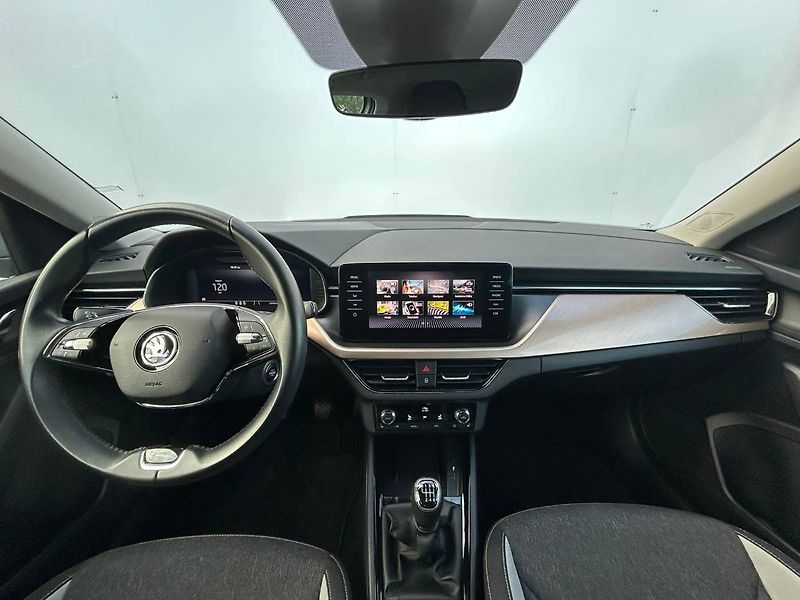 Škoda Kamiq (2023) 1.5 TSI 110kW TAŽNÉ - fotka 5 z 29