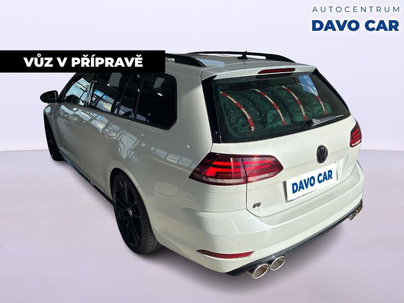 Volkswagen Golf 2,0 TSI 221kW R 4x4 DynAudio - fotka 2 z 12