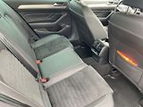 Volkswagen Passat (2019) 2.0 TDI DSG - náhled 11