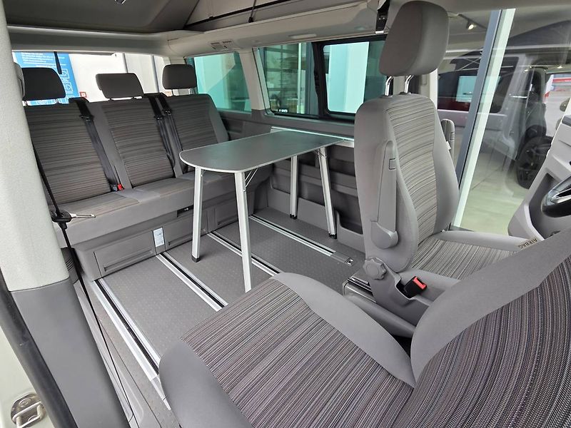 Volkswagen California 2.0 TDI DSG 4M Beach 7míst - fotka 32 z 75