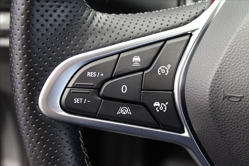 Renault Arkana 1,6 E-TECH Engeneering - fotka 18 z 42