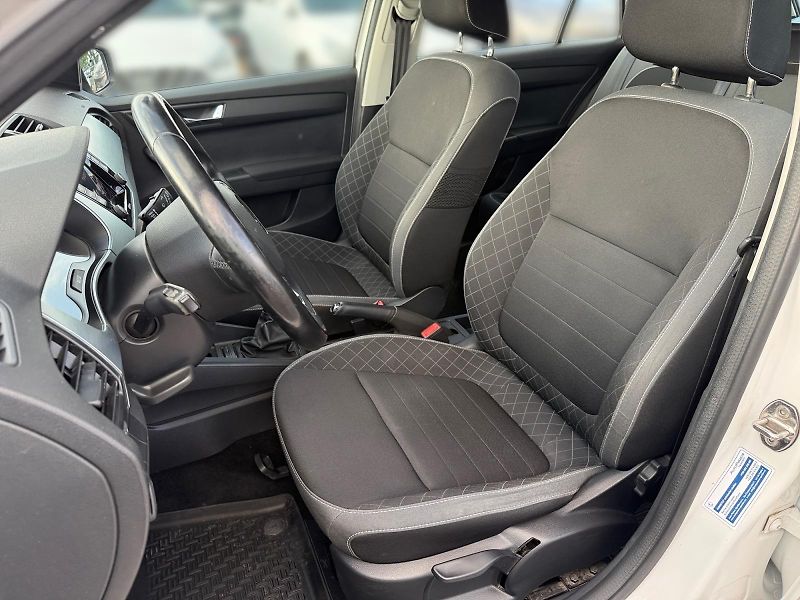 Škoda Fabia (2019) AMBITION 1.0TSI 70kW CZ DPH - fotka 7 z 11